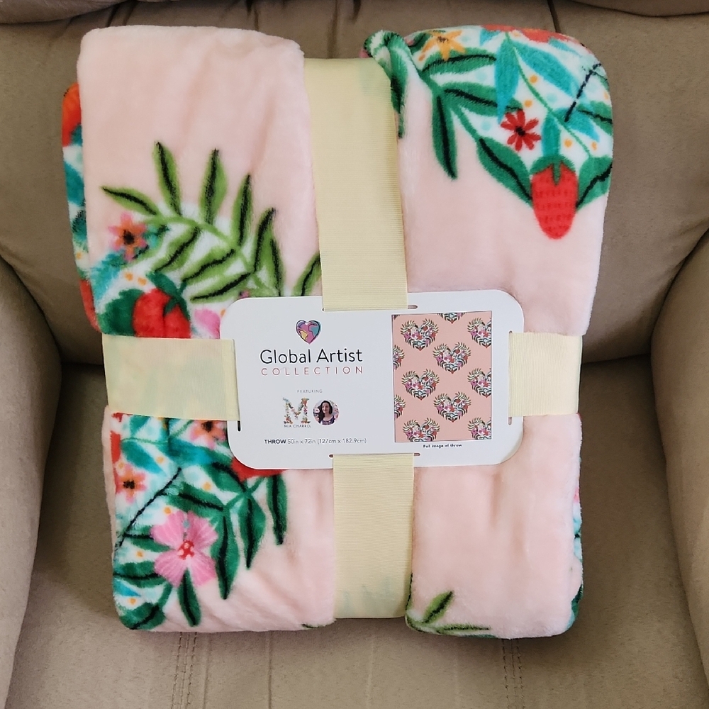 Global Artist Collection Pink Floral Throw Blanket